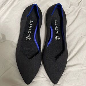 Rothy’s pointy toe shoes